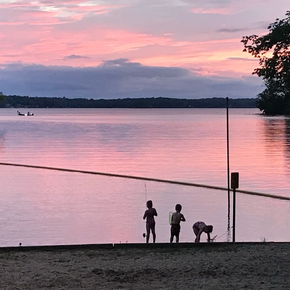 Meet your Posher, Angie - Picture 1 of 1